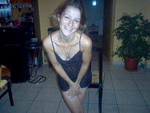Худенькая 30-летняя домохозяйка Энни - фото #36