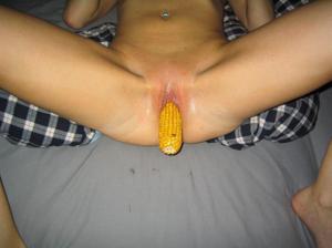 Женщина любит кукурузу - фото #33