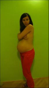 Беременная скромница - фото #27