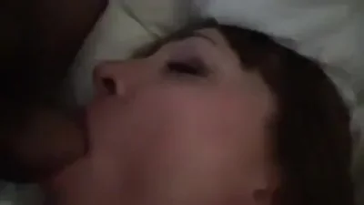 A esposa gosta de sexo com o amante