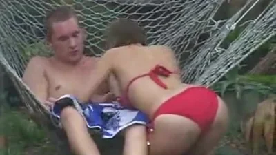 Esposa fue a la dacha del vecino a buscar sal