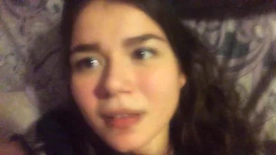 Fusto con gli occhiali e la sua dolce moglie